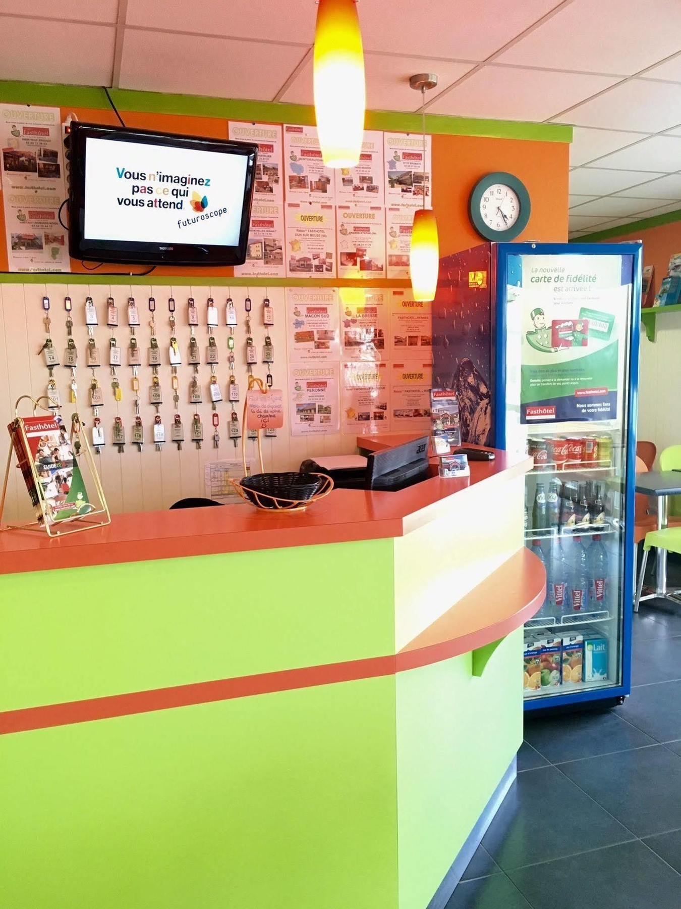 普瓦捷未来世界法斯特酒店 若奈克兰 外观 照片